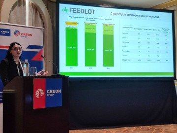 photo_5474453796559123918_y