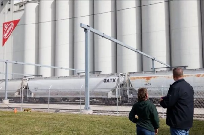 Mennel Milling приобретёт мукомольный завод Mondelez в Толидо