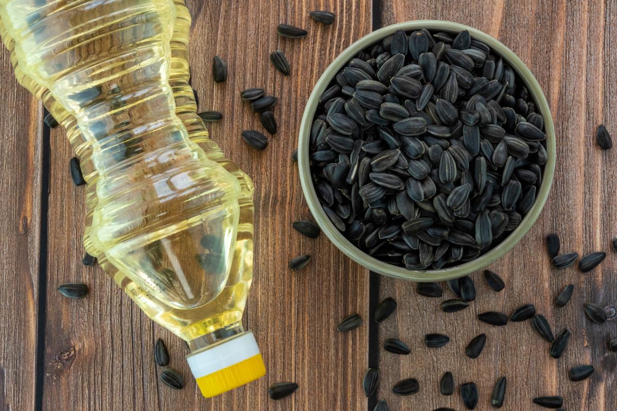 Пошлина на экспорт подсолнечного масла в ноябре может снизиться