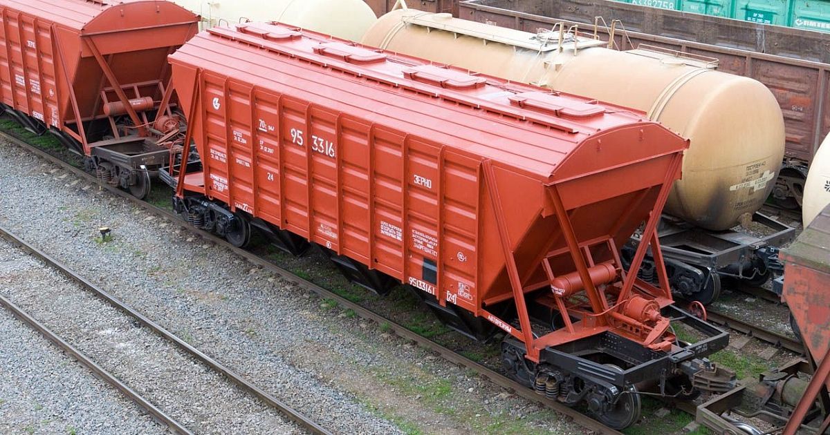 Россия отправила зерно в Армению через Азербайджан