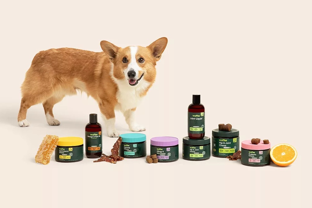 Wuffes выходит в розницу: корма и добавки для собак появились в сети Hollywood Feed